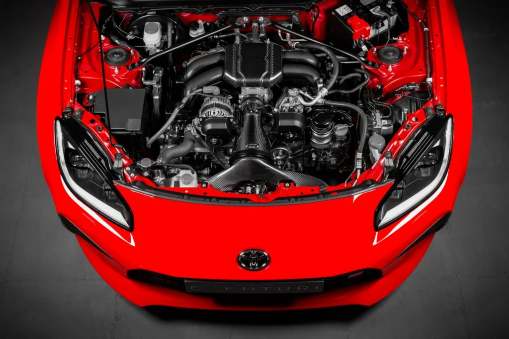 ฝาครอบเครื่องยนต์คาร์บอน Toyota GR86 Eventuri