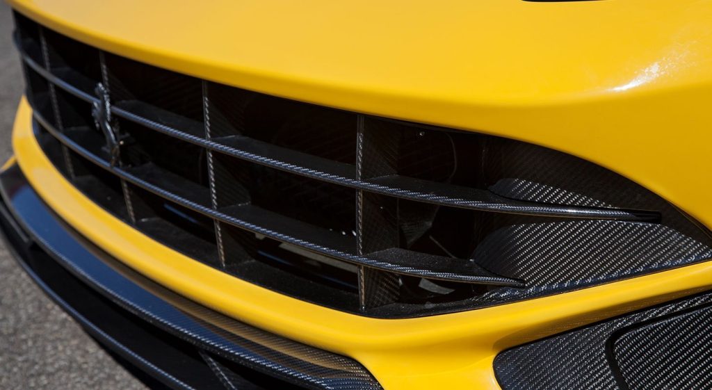 กระจังหน้า Ferrari F12 Berlinetta Novitec