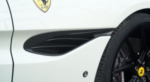 ช่องระบายอากาศแก้มข้าง Ferrari Portofino Novitec