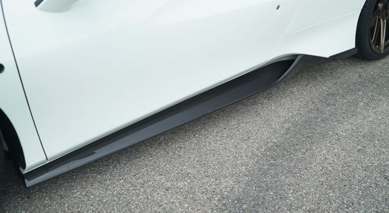 Side Skirts Ferrari 488 Pista Novitec