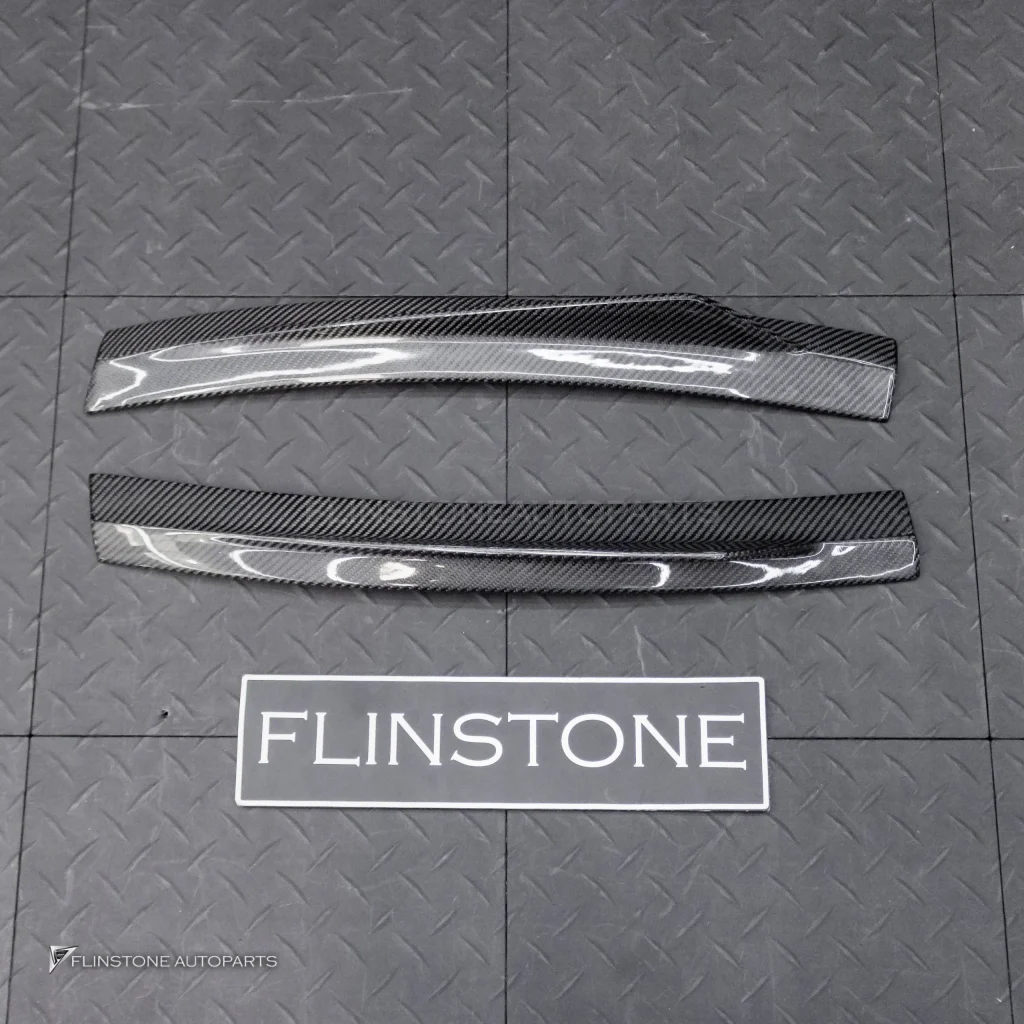 สปอยเลอร์ท้าย Carbon Fiber PORSCHE 971 Panamera Turbo ทรง USUS Autoclave