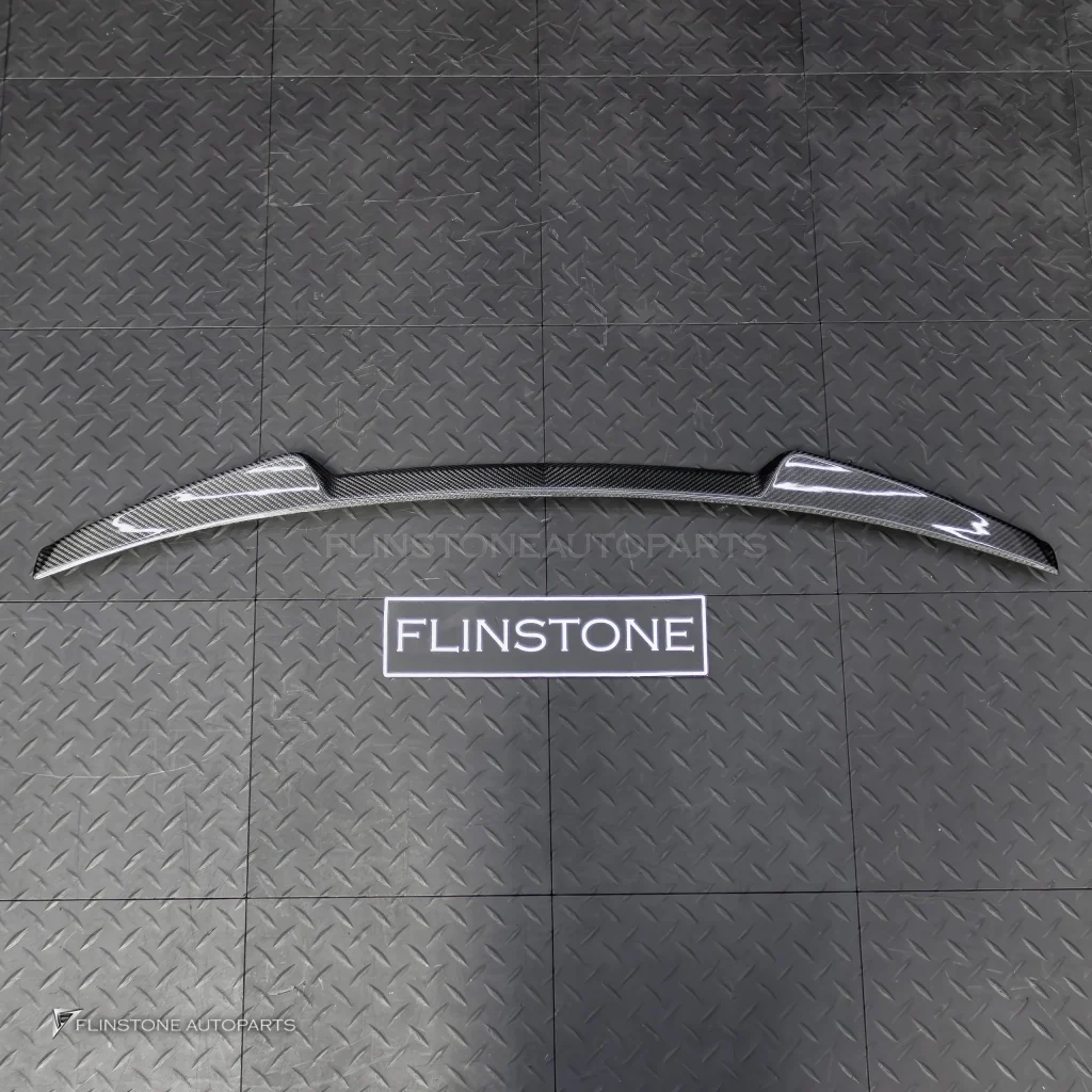 สปอยเลอร์ท้าย Carbon fiber สำหรับ BMW G90 M5 ทรง USUS Autoclave