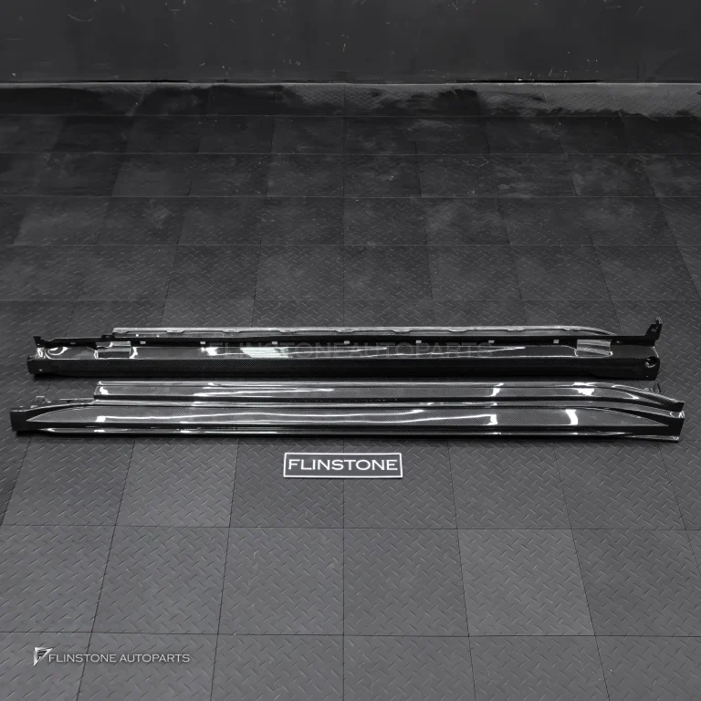 Side Skirts Carbon fiber for Porsche 976 Panamera style USUS Autoclave