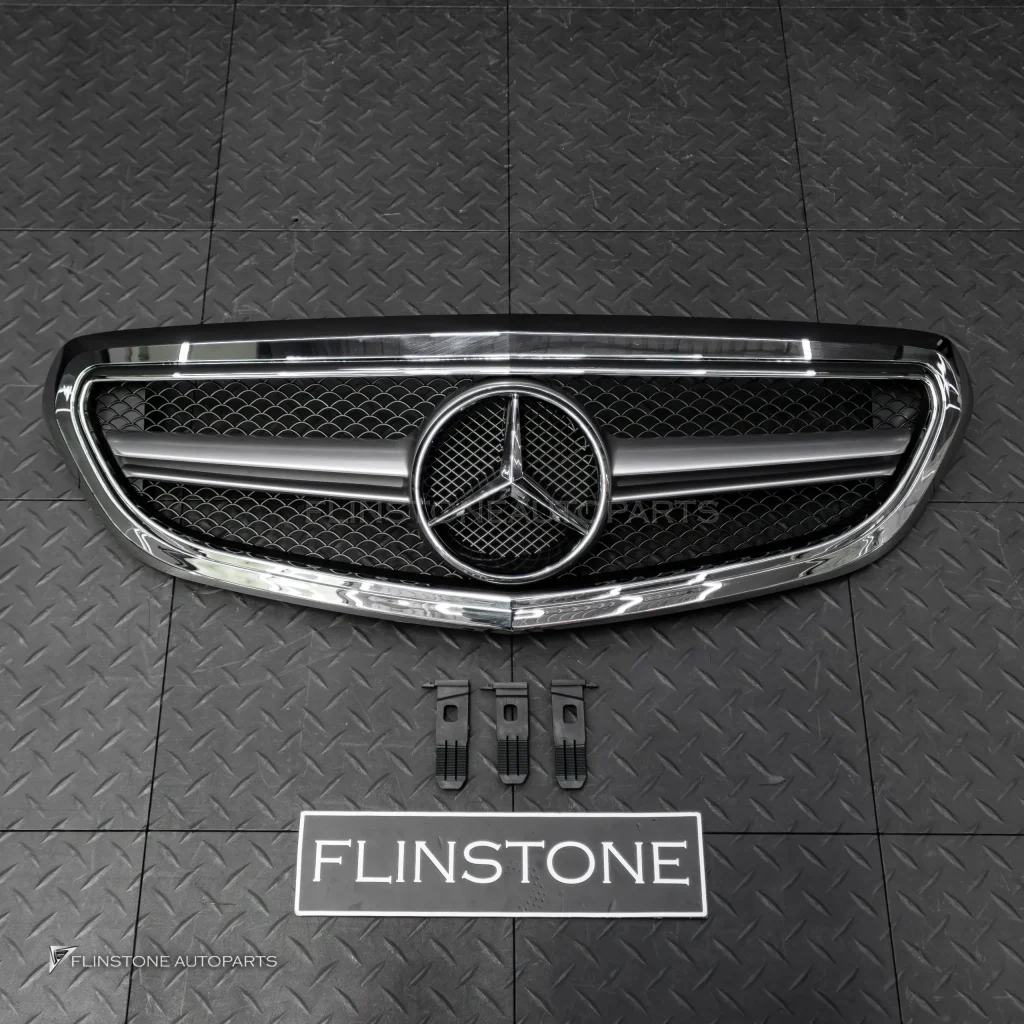 กระจังหน้า W212 E-Class Facelift ทรง E63 AMG ขอบโครเมี่ยม สำหรับรถ Executive