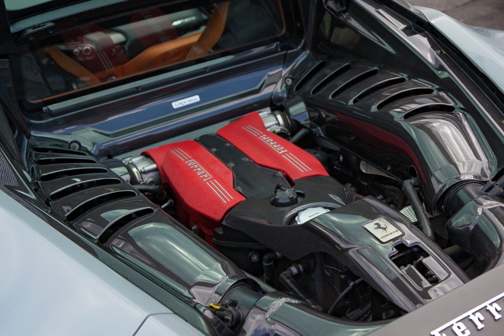 ชิ้นตกแต่งคาร์บอน Ferrari 488 GTB/Pista Capristo