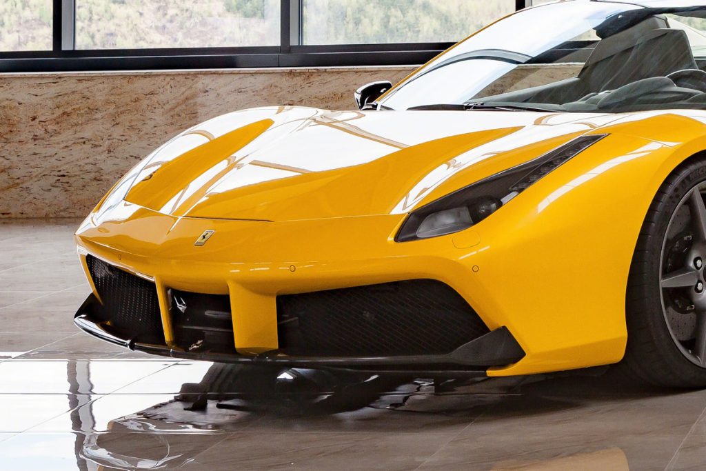 ลิ้นหน้า Ferrari 488 Capristo