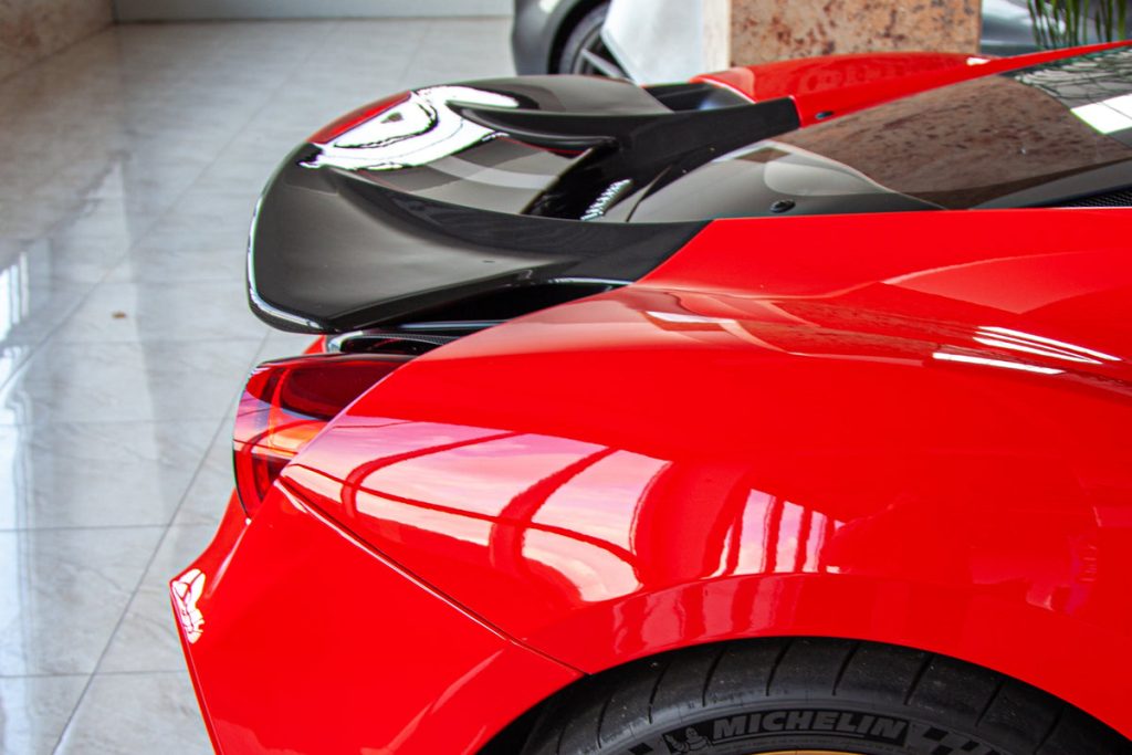 สปอยเลอร์ท้าย Ferrari 488 Pista (Coupe) Capristo