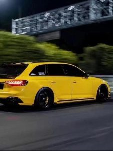 สเกิร์ตข้าง Carbon Fiber Audi RS4 B9.5 ทรง Karbel ปี 2020-ON