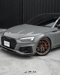 กระจังหน้า Carbon Fiber Audi S5 A5 S-bumper B9.5 ทรง Karbel กันชน S ปี 2020-2025