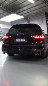 สปอยเลอร์หลังคา Carbon Fiber Audi RS4 B9 / B9.5 ทรง Karbel V1