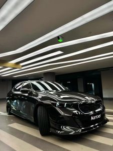 ลิ้นหน้า Carbon Fiber BMW i5 xDrive40/eDrive40/M60 540i/530i/550e xDrive G60/61 ทรง Karbel V2