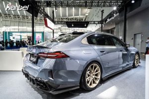 สปอยเลอร์หลังคา Carbon Fiber BMW i5 xDrive40/M60 540i/550e xDrive G60 G61 ทรง Karbel