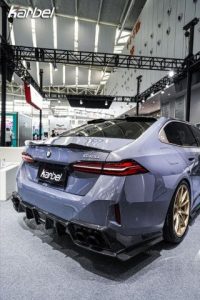 สปอยเลอร์หลังคา Carbon Fiber BMW i5 xDrive40/M60 540i/550e xDrive G60 G61 ทรง Karbel