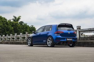 ดิฟฟิวเซอร์ Carbon Fiber Volkswagen Golf GTI MK7.5 ทรง Karbel Dry Carbon
