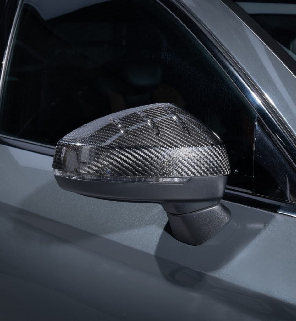 ครอบกระจกมองข้าง Carbon Fiber Audi RS3 S3 A3 8V.5 Without Blind Assist ทรง Karbel Dry Carbon ปี 2017-2020