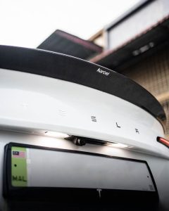 สปอยเลอร์ Carbon Fiber Tesla Model 3 Highland / P Coupe ทรง Karbel V2 Dry Carbon ปี 2024-ON