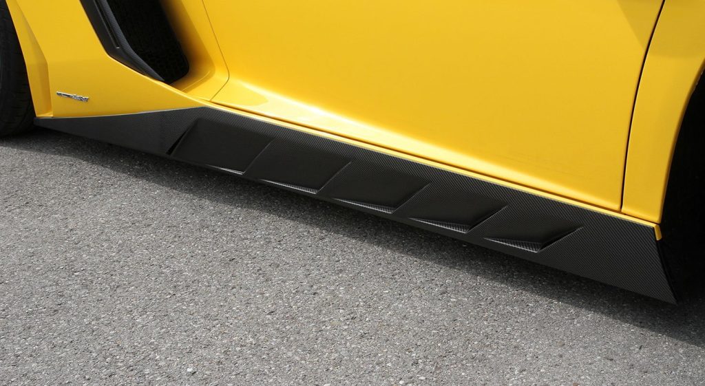 สเกิร์ตข้าง Lamborghini Aventador SV Novitec