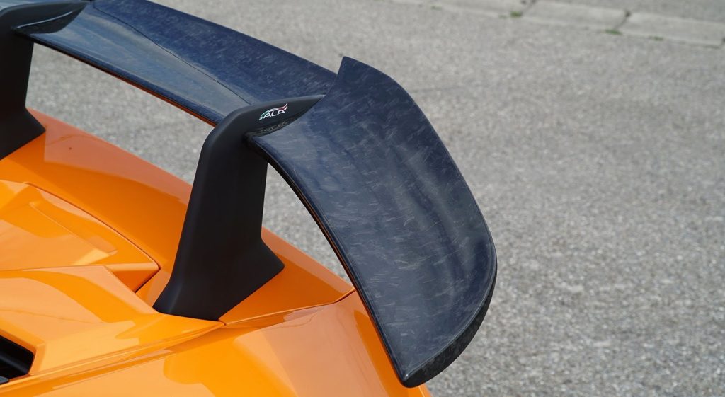 สปอยเลอร์ท้าย Lamborghini Huracan Performante Novitec