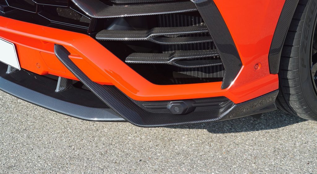 ชิ้นข้างกันชนหน้า Lamborghini Urus Novitec