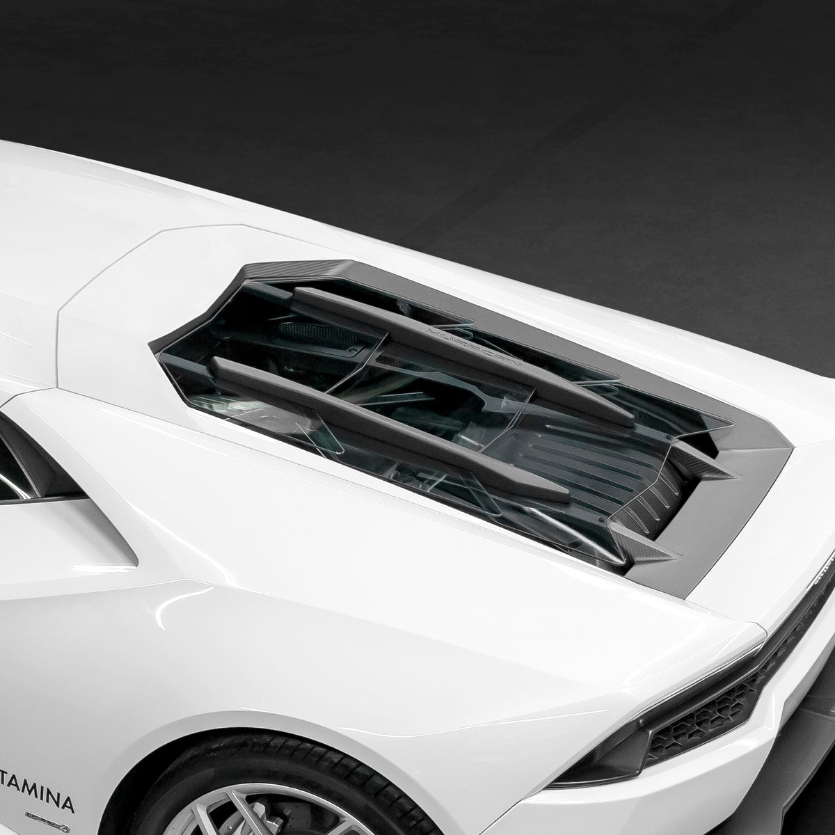 ฝากระโปรงหน้า Lamborghini Huracan Capristo Carbon Fiber + Glass Bonnet No Scoops