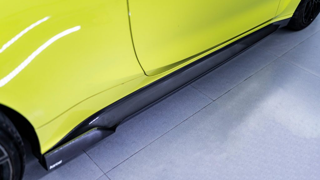 สเกิร์ตข้าง Carbon Fiber BMW M4 G82/G83 ทรง Karbel V1 ปี 2021-ON
