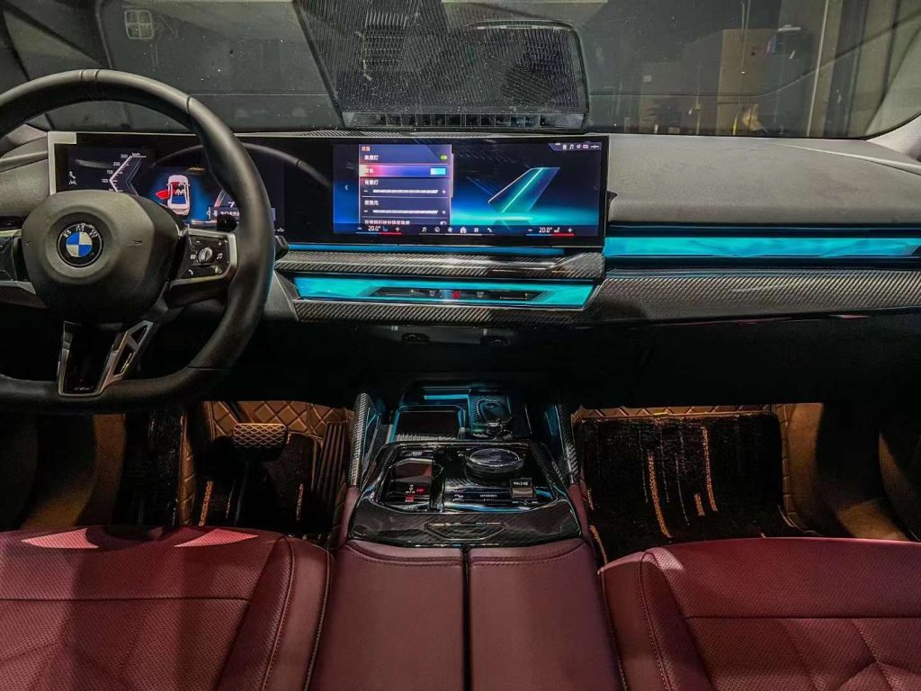 ชุดแต่งภายใน Carbon Fiber BMW 530 540 i5 e/x Drive40 M60 G60 G61 ทรง TAKD (Center Control Trim Cover)