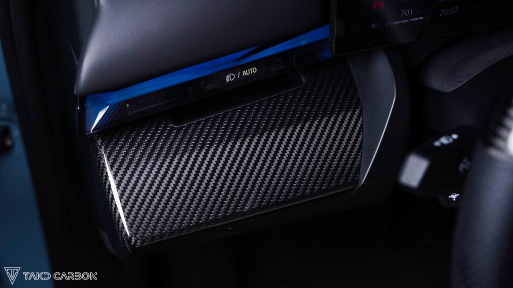 ชุดแต่งภายใน Carbon Fiber BMW 530 540 i5 e/x Drive40 M60 G60 G61 ทรง TAKD (Dashboard Panel Trim Cover)