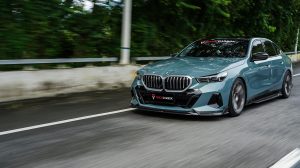 สเกิร์ตข้าง Carbon Fiber BMW 5 Series 530 540 i5 e/x Drive40 M60 G60 G61 ทรง TAKD V1