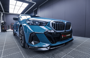 ลิ้นหน้า Carbon Fiber BMW 5 Series 530 540 G60 G61 ทรง TAKD ปี 2024-ON