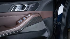 ชุดแต่งภายใน Carbon Fiber BMW X5 M60i M50i x/s Drive 40i 50e G05 Pre-LCI LCI ทรง TAKD Dry Carbon ปี 2019-ON (Door Handel Interior Trim Cover)