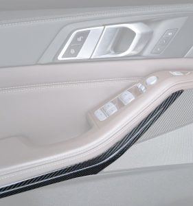 ชุดแต่งภายใน Carbon Fiber BMW X5 M60i M50i x/s Drive 40i 50e G05 Pre-LCI LCI ทรง TAKD Dry Carbon ปี 2019-ON (Door Handel Interior Trim Cover)