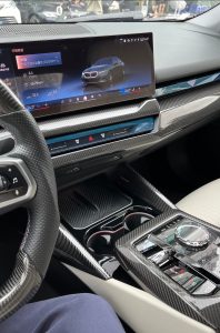 ชุดแต่งภายใน Carbon Fiber BMW 530 540 i5 e/x Drive40 M60 G60 G61 ทรง TAKD (Right Center Cover)