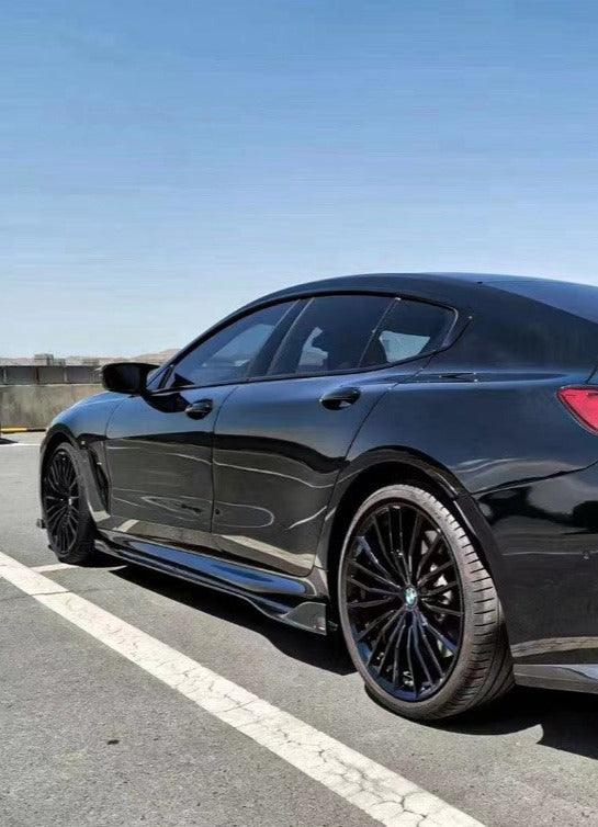 สเกิร์ตข้าง Carbon Fiber BMW 8 Series 840i M850i G16 ทรง TAKD V2 ปี 2018-ON