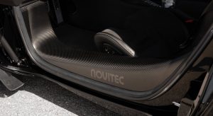 กาบบันได McLaren Artura Novitec