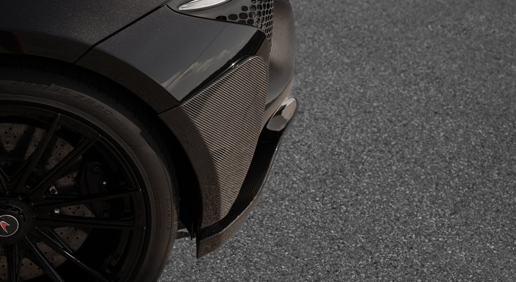 ครอบกันชนหลังด้านข้าง McLaren Artura Novitec