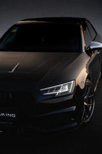 ฝากระโปรงหน้า Carbon Fiber Audi RS4 S4 A4 B9 / B9.5 ทรง Karbel V1 ปี 2017-ON