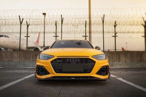 ชิ้นตกแต่งคาร์บอน Carbon Fiber Audi RS4 B9.5 ทรง Karbel (Fog Light Trim Overlay)