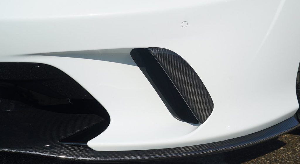 สปอยเลอร์หน้า McLaren GT Novitec