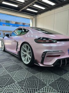 สเกิร์ตข้าง Carbon Fiber Porsche 718 Cayman / Boxster / GTS / GT4 / Spyder ทรง TAKD V2