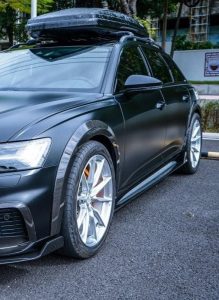 สเกิร์ตข้าง Carbon Fiber Audi A6 Allroad C8 ทรง Karbel Dry Carbon ปี 2020-2021