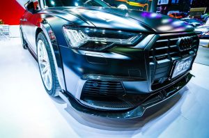 ลิ้นหน้า Carbon Fiber Audi A6 Allroad C8 ทรง Karbel