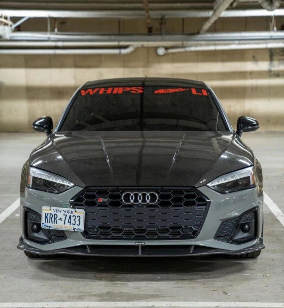 ฝากระโปรงหน้า Carbon Fiber Audi RS5 S5 A5 B9 B9.5 ทรง Karbel ปี 2017-2025