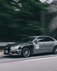 ซุ้มล้อ-แก้มข้าง Carbon Fiber Audi S4 A4 B9 S4 A4 B9.5 ทรง Karbel ปี 2017-2019