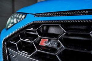 กระจังหน้า Carbon Fiber Audi S4 A4 S Line B9.5 ทรง Karbel S-Line Dry Carbon