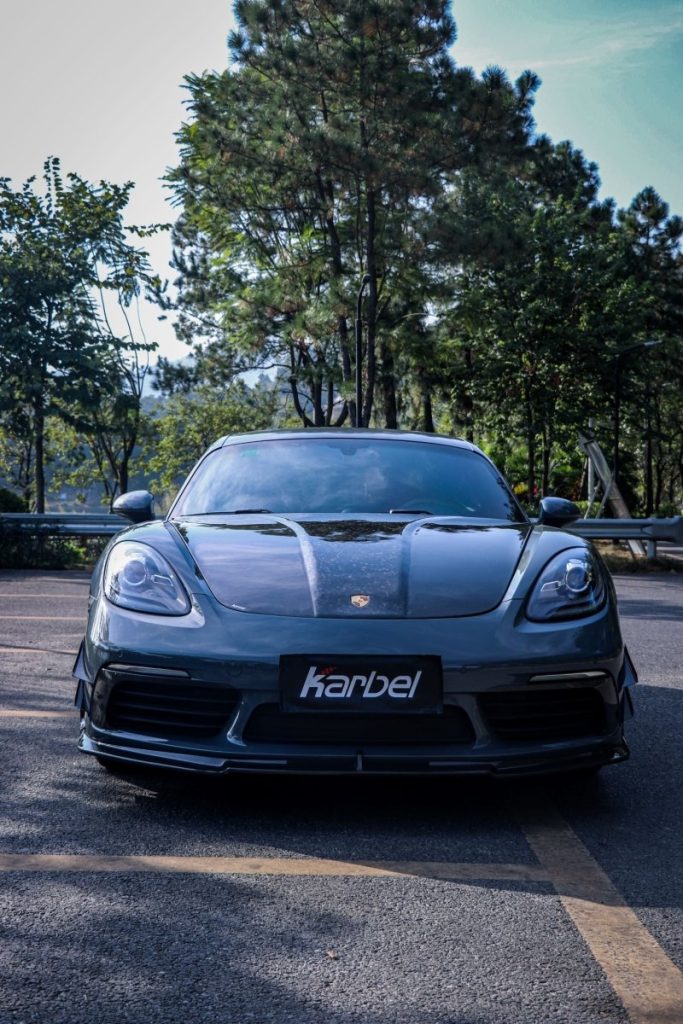 ลิ้นหน้า Carbon Fiber Porsche 718 Cayman Boxster ทรง Karbel ปี 2017-2025
