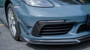 ลิ้นหน้า Carbon Fiber Porsche 718 Cayman Boxster ทรง Karbel ปี 2017-2025