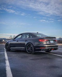 ดิฟฟิวเซอร์ Carbon Fiber Audi S4 A4 S Line B9 ทรง Karbel S-Line ปี 2017-2019