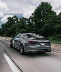 ดิฟฟิวเซอร์ Carbon Fiber Audi S4 A4 S Line B9 ทรง Karbel S-Line ปี 2017-2019