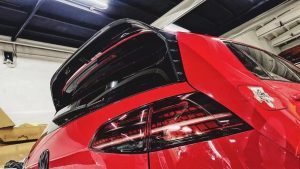 สปอยเลอร์หลังคา Carbon Fiber Volkswagen Golf GTI MK7.5 ทรง Karbel V2