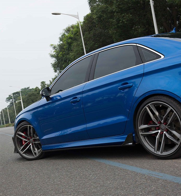 สเกิร์ตข้าง Carbon Fiber Audi RS3 S3 A3 8V.5 ทรง Karbel ปี 2017-2020